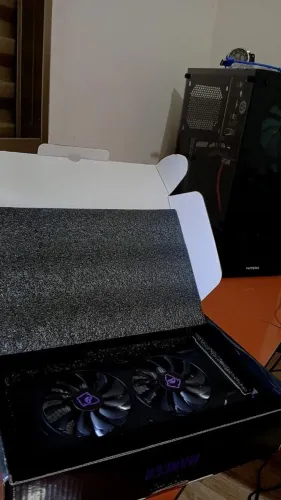 Placa de vídeo RTX 580 8 GB