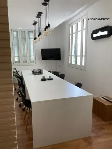 SALA ED METROPOLITAN-LARGO DO MACHADO 21