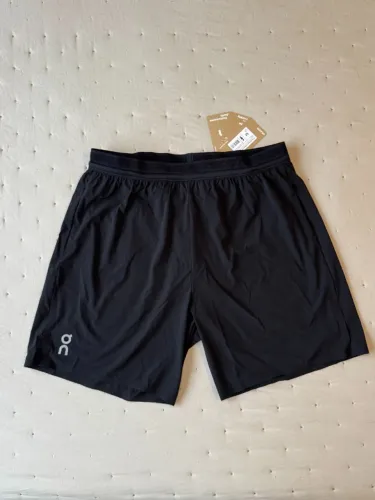 Shorts On Performance 7"