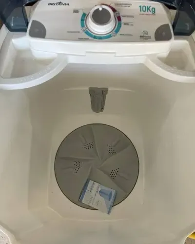 Tanquinho semi novo