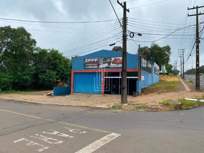 Barracao a venda na Av. J.K em Foz do Iguaçu
