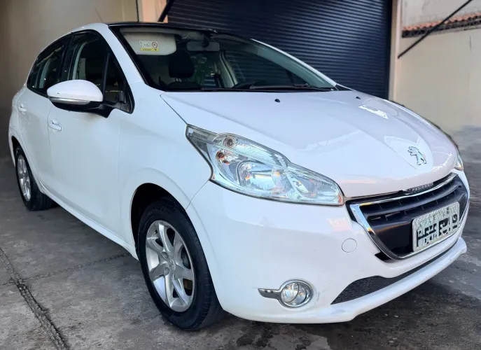 Peugeot 208 Allure 1.5 Flex 8V 5P 2015