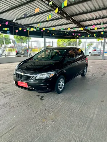 Chevrolet Onix JOY Hatch 1.0 8V Flex Mec. 4P 2017