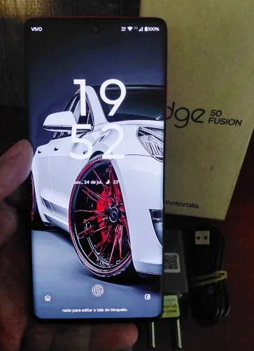 Moto Edge 50 Fusion//256 GB//NFC//Snapdragon//Lindo e Completo!!