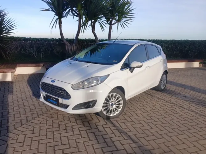 Ford Fiesta Titanium 1.6 Powershift Aut. 2015