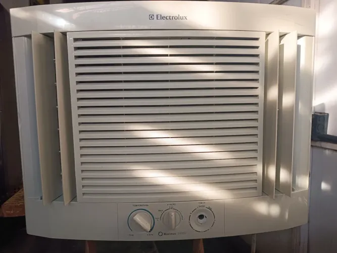 Ar condicionado Eletrolux 10000 BTUs 