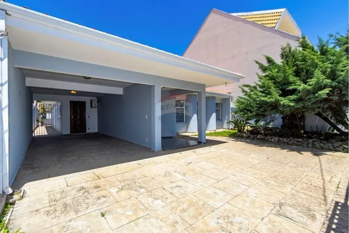 Casa Térrea Averbada- 269m² - 3 quartos sendo 1 suíte terreno 600m2 Jardim das Américas