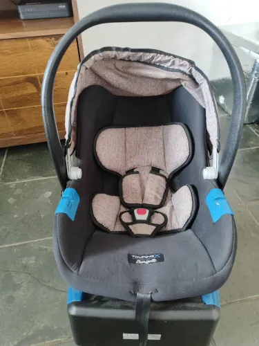 Bebê conforto Burigotto touringX