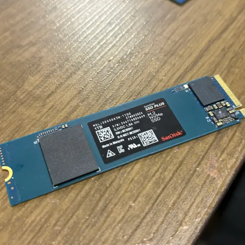 SSD Nvme 1TB Sandisk Plus