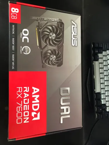 Asus Rx7600 8gb. Nova.