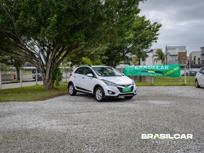 Hyundai HB20X Premium 1.6 Flex 16V Aut. 2014