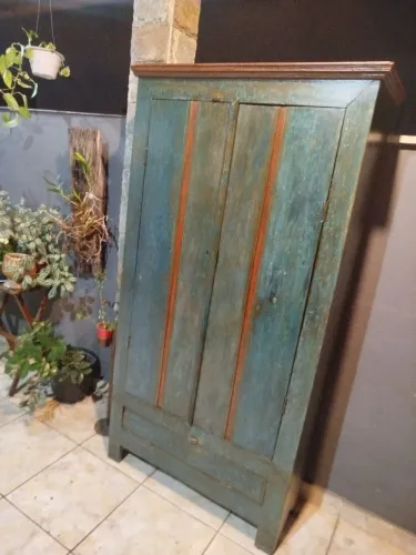 Lindo armário mineiro antigo