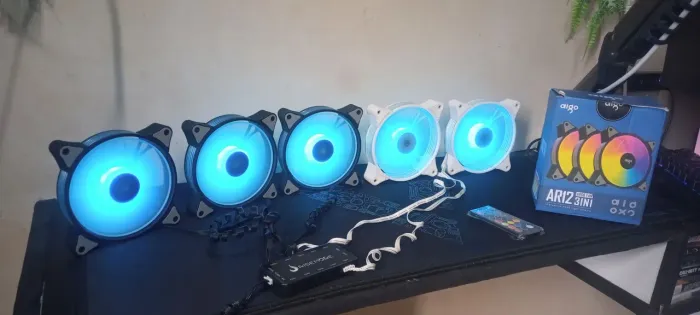 Controladora aigo RGB com 5 Fans coolers