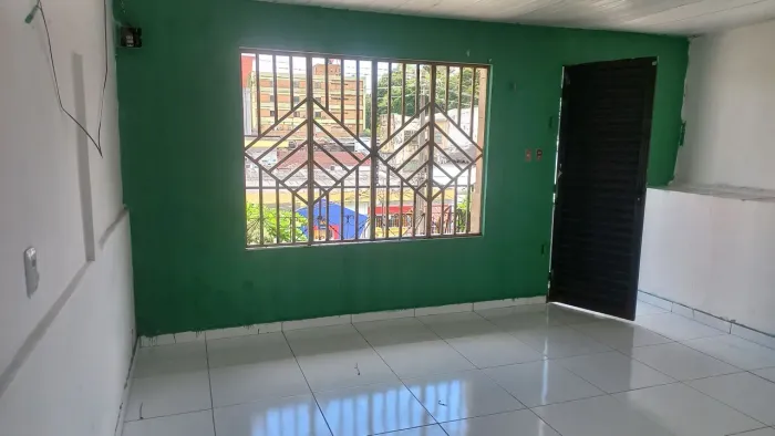 Alugo 3 andar da residência
