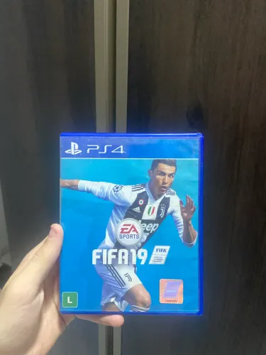 ? FIFA 19 PS4 - Mídia Física Original | R$1 pra negociar