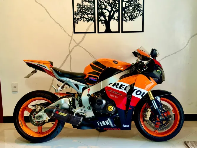 Honda cbr 1000rr Repsol