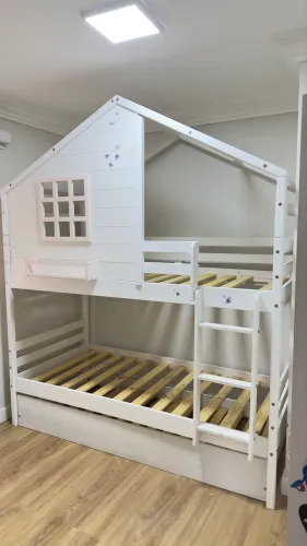 OPORTUNIDADE PARA VENDER URGENTE! Cama, beliche, treliche casinha infantil em 100% madeira