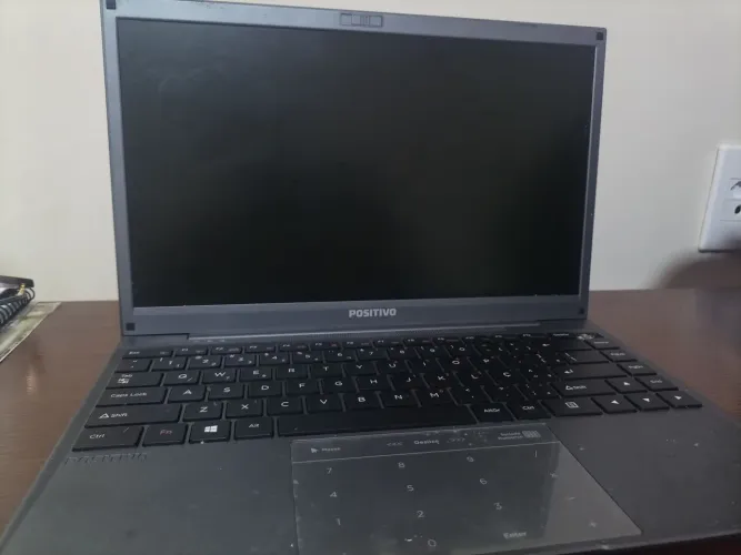Notebook para retirada de peças