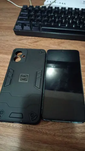 Moto e7 + Samsung A06