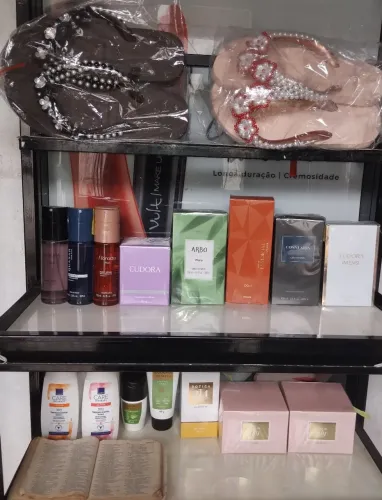 Perfumes o boticário natura Avon eudora  jequiti otima qualidade  fazemos entregas 