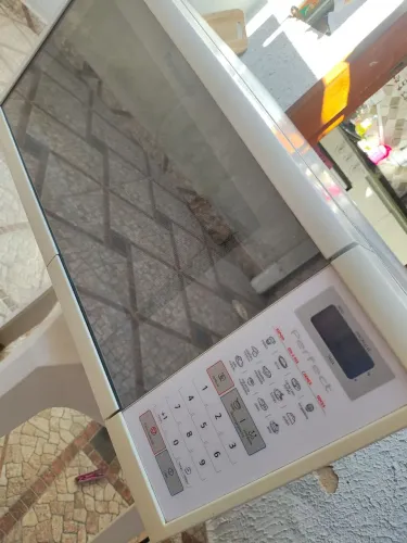 Vendo este micro ondas