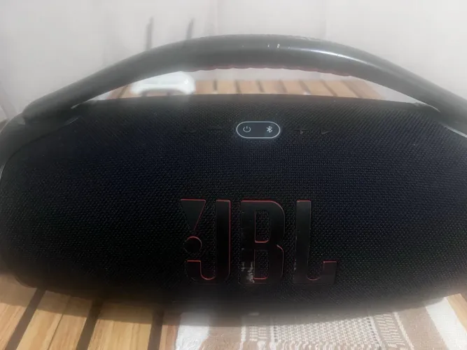 Caixa de som JBL BOMVOX 3