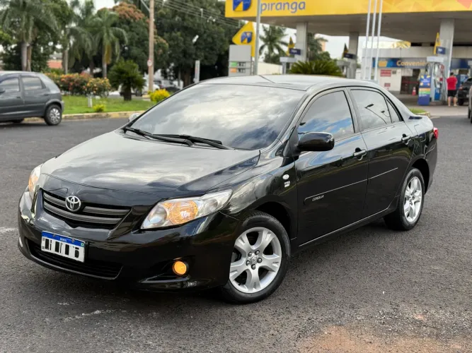 Toyota Corolla GLI 1.8 Flex 16V Aut. 2011