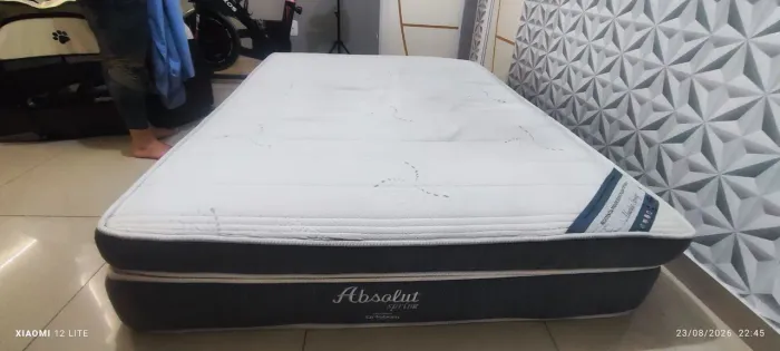 COLCHÃO DE CASAL