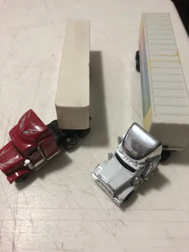 Miniatura Carreta Truck Baú