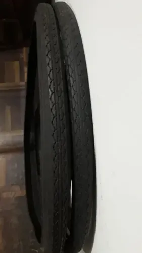 Par de Pneu Pirelli selo branco 26x1.3/8 Brisa ou Ceci 239,00 Pix - 1310