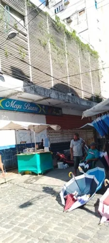 Vendo Prédio 3 andares no centro comercial 583,341m2, na rua santo Antônio