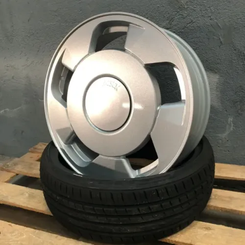Rodas Aro 18 Orbital com pneus 165/35/18R SpeedMax