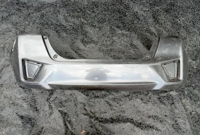 Parachoque Traseiro Honda Fit 2015/2019 Cinza com detalhe