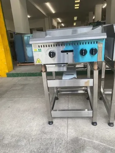 Chapa em inox - para hamburgueria - linha prime - marca venâncio 