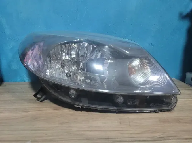Farol Direito Renault Sandero Stepway Máscara Cinza 2012 a 2014 260109750R