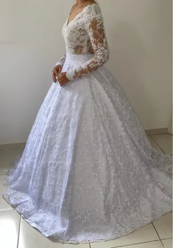 3x1 Vestido de Noiva Branco com Renda