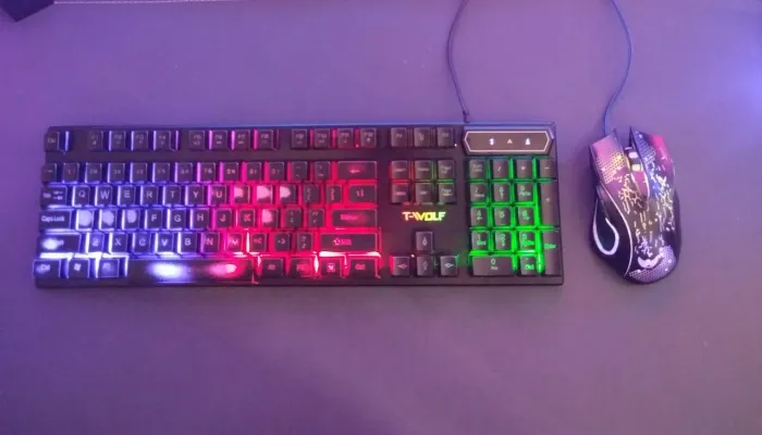 Kit Teclado e Mouse Gamer T-Wolf com Iluminação RGB