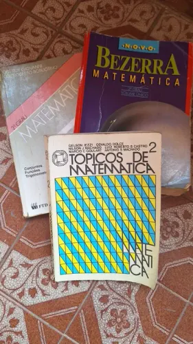 Livros de Matemática - 2° Grau - Topicos de Matemática e Bezerra