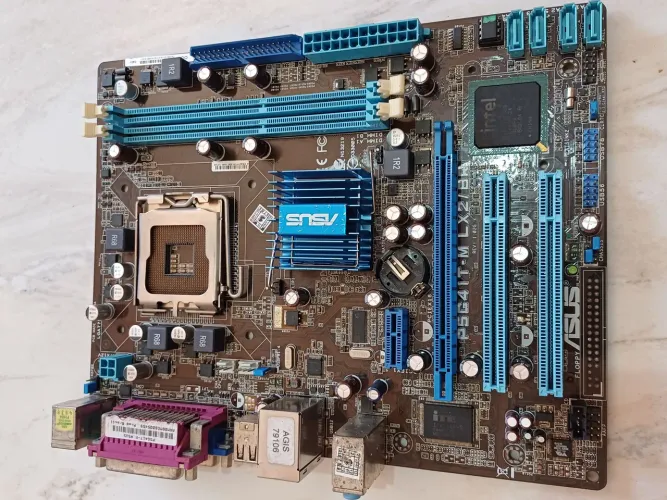 Placa mae ddr3 com bios atualizada