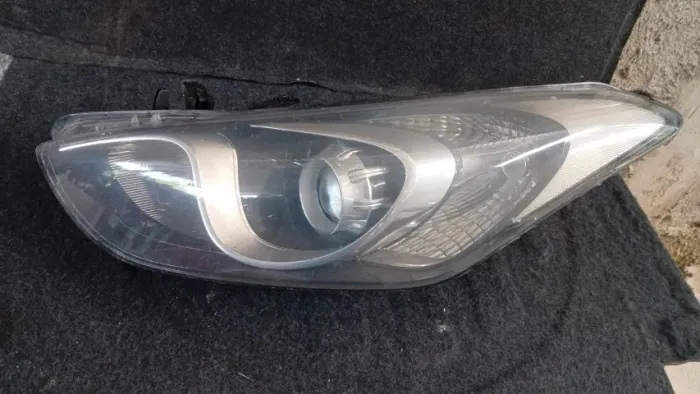 FAROL HYUNDAI I30 2015