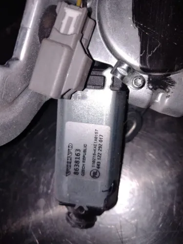 Motor limpador do vidro traseiro volvo XC 90 ano 2011