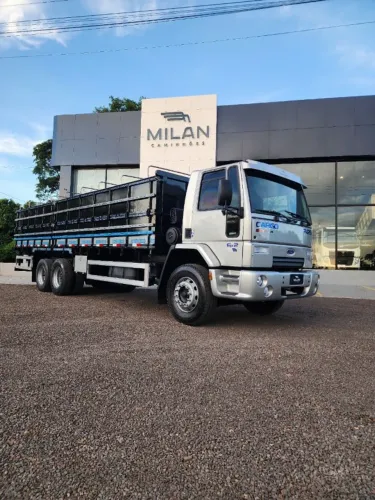 FORD CARGO 2428  6X2 