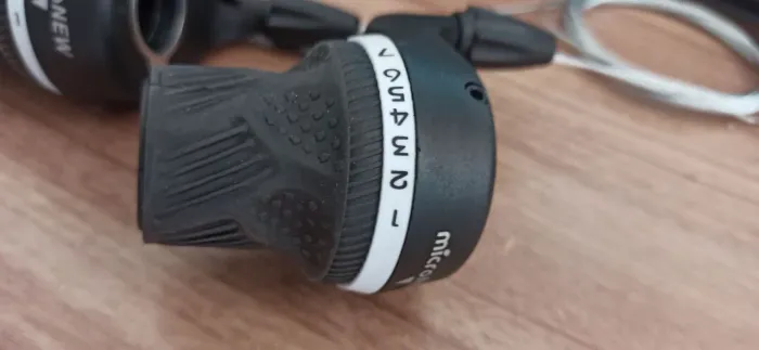 Passador de Marcha Microshift 21 Velocidades