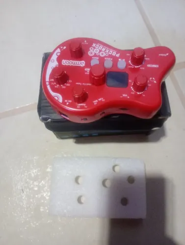 Pedaleira pockrock ammoon nova com bateria eletrônica 