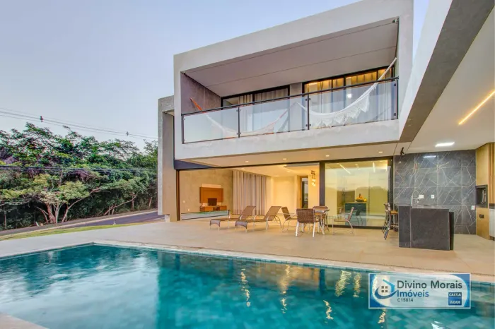 Casa em condomínio residencial reserva Santa Monica