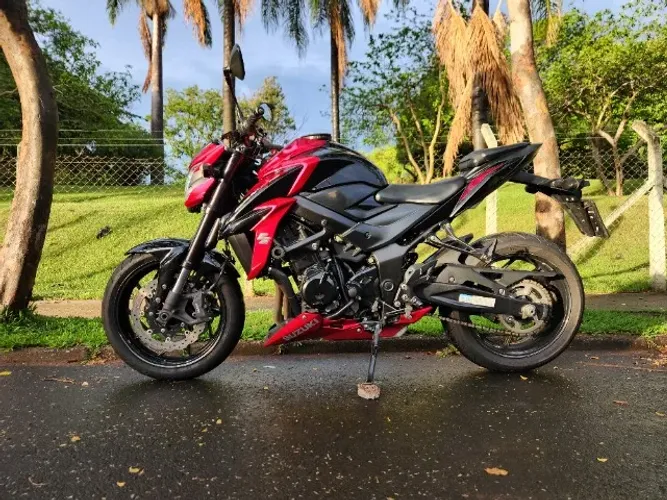 SUZUKI GSX S 750 2019