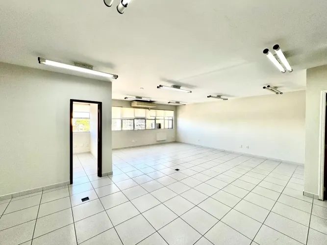 Imóvel para aluguel tem 126 metros quadrados em Vila Lídia - Campinas - SP