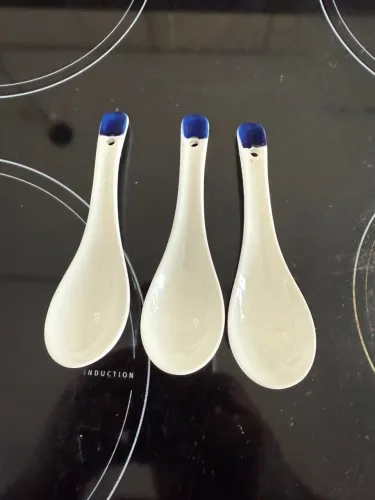 3 Colheres de Sopa de Porcelana
