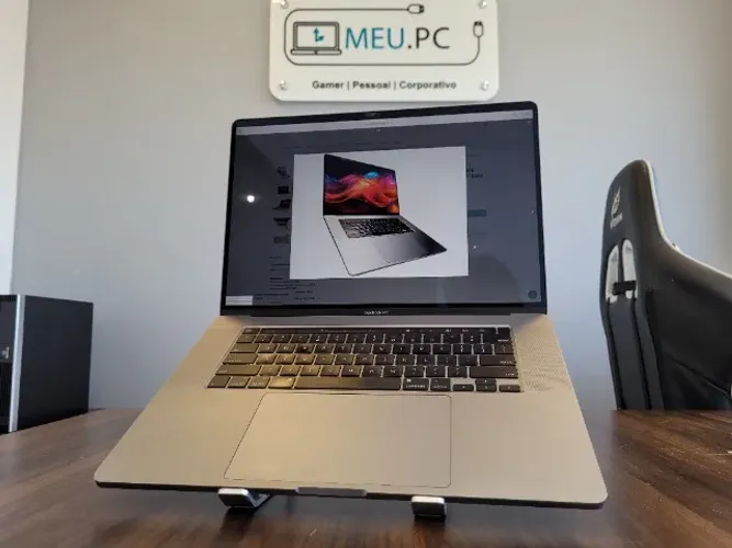 Apple MacBook PRO 2019 | Core i7 | 512GB SSD | AMD Radeon PRO 4GB | 16GB LP-DDR4 | 16" 