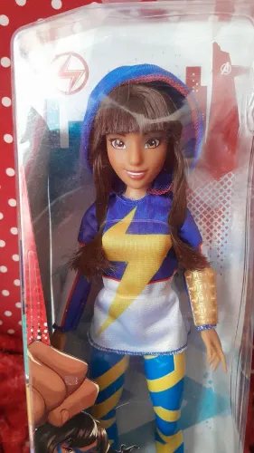 Boneca Ms. Marvel - Marvel Avengers